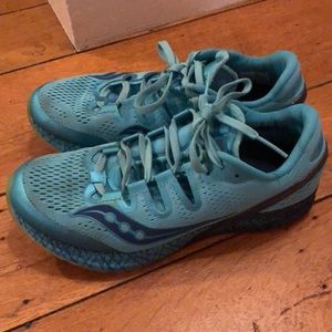 Saucony Freedom Size 8.5